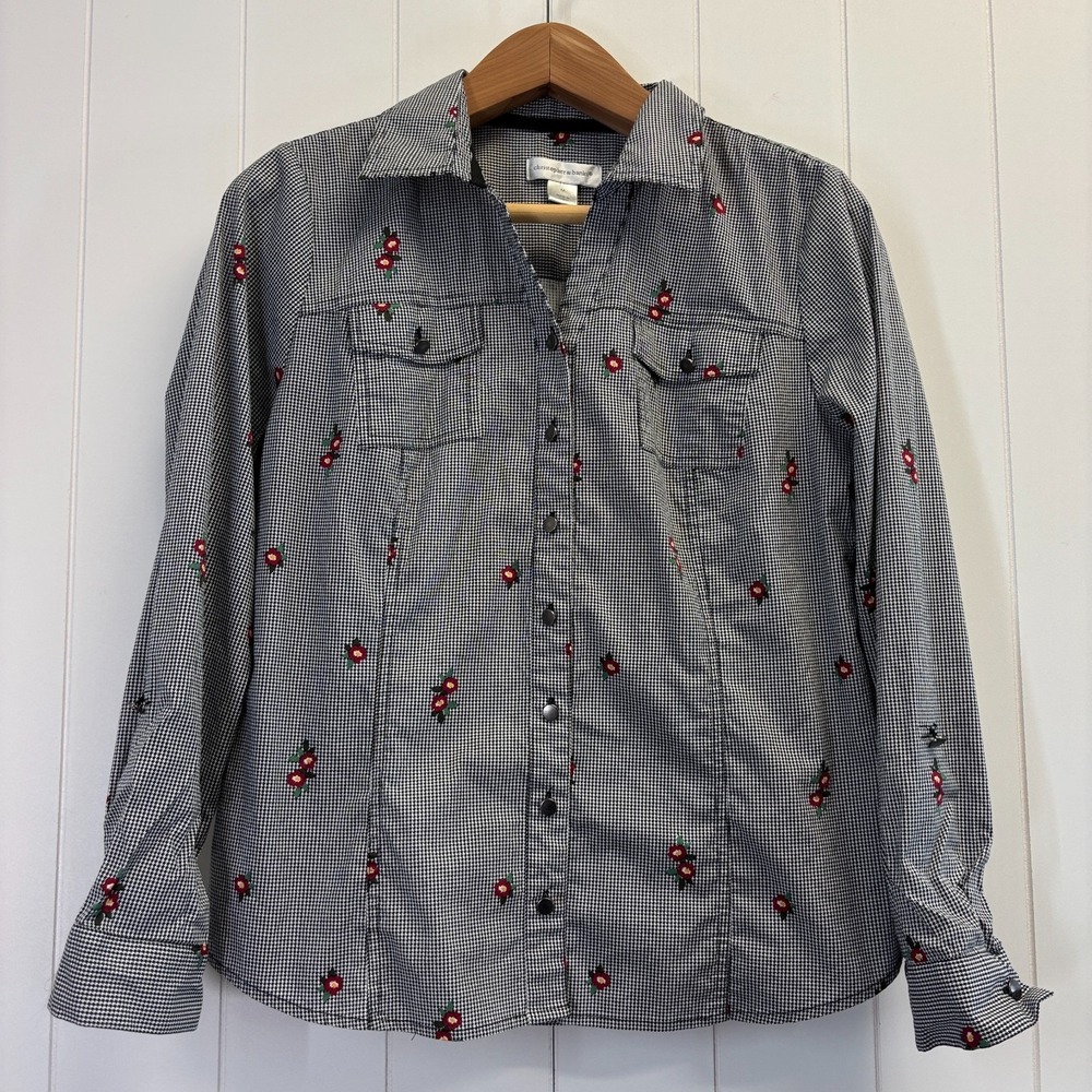 Christopher & Banks Old Money Floral Embroidered Gingham Top Women Size M Chic